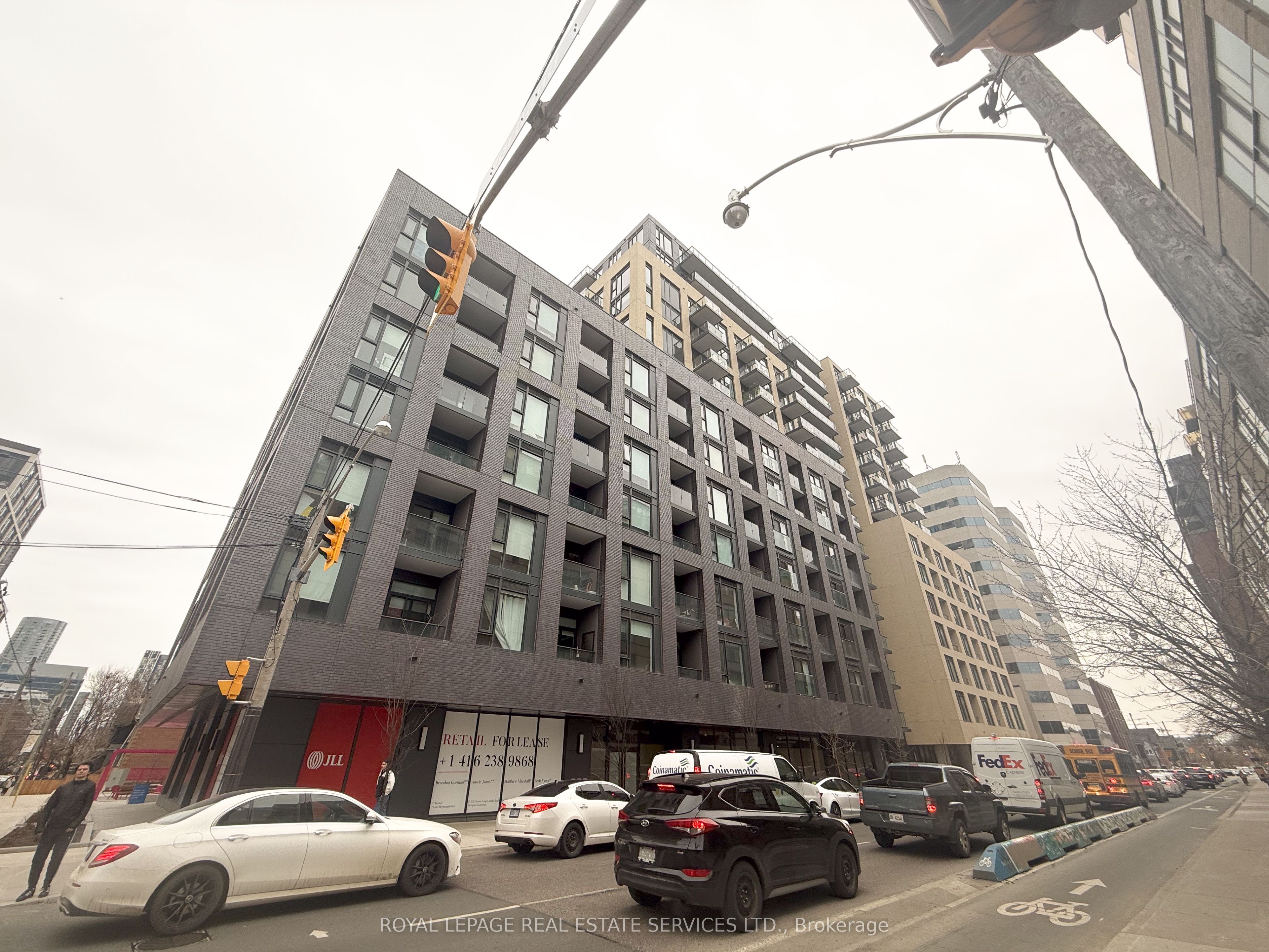 543 Richmond Street W, #425