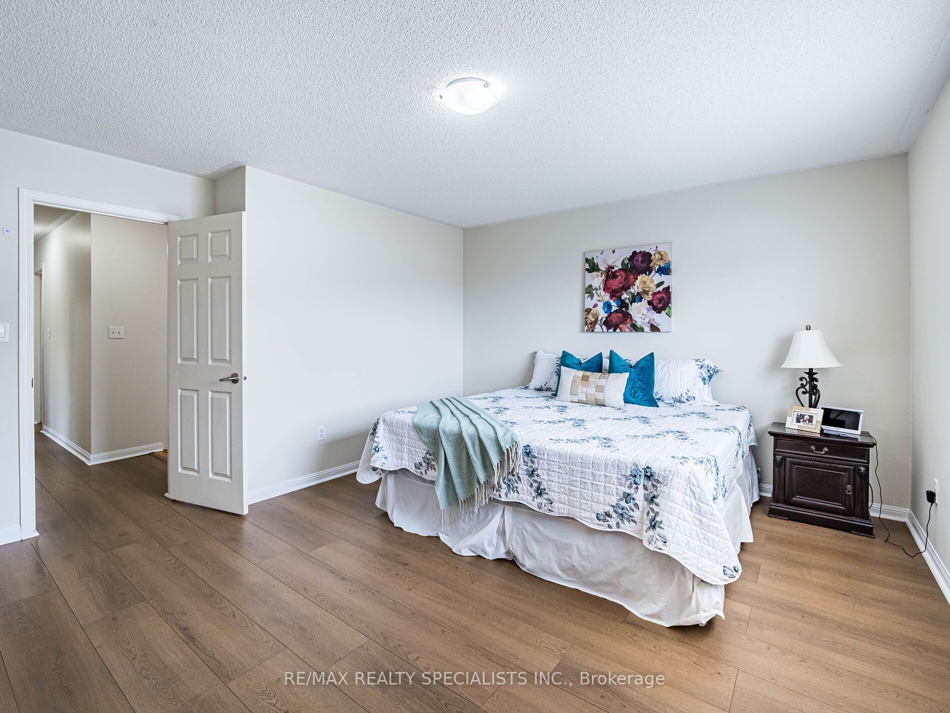 18 Jessop Drive