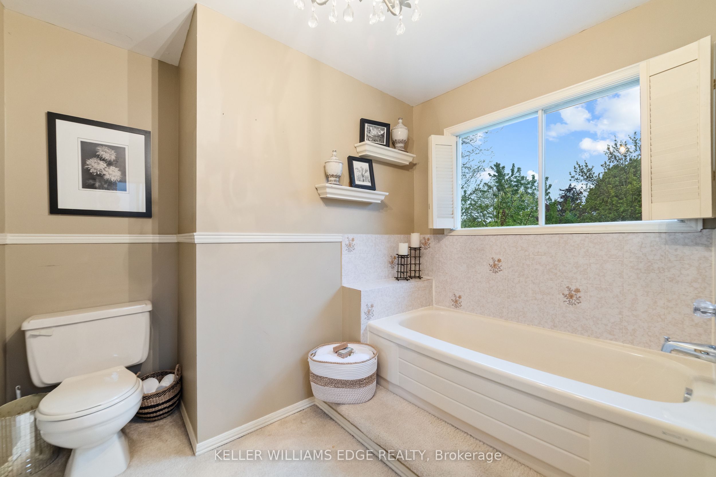 2095 Fallingbrook Court