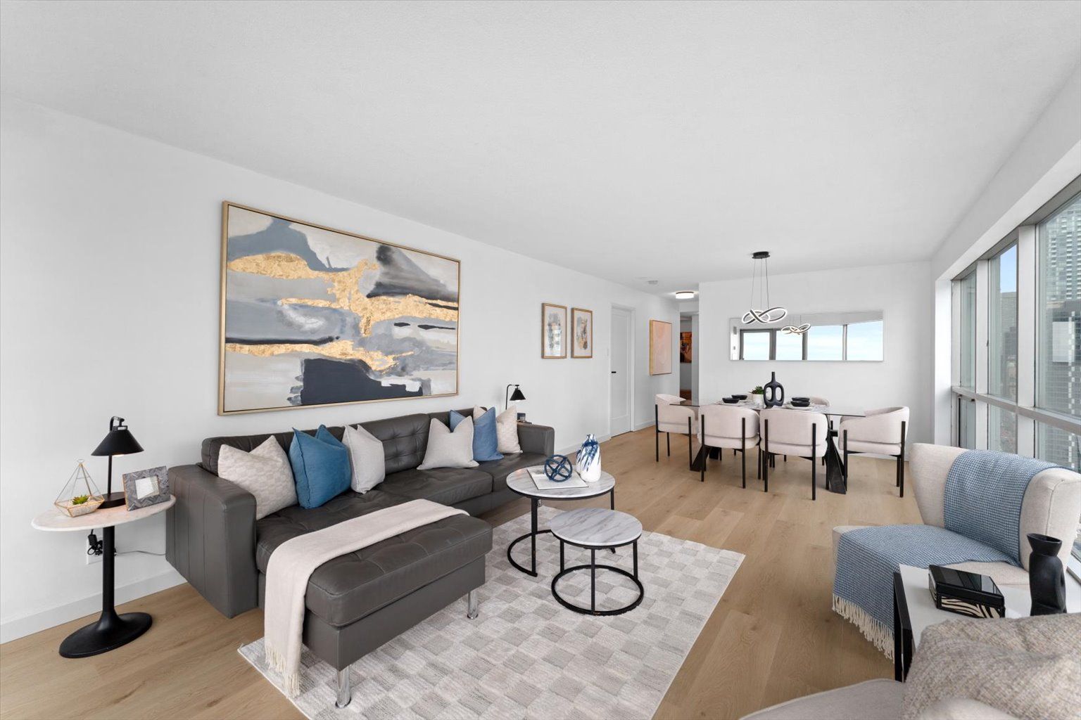 10 Yonge Street 3211