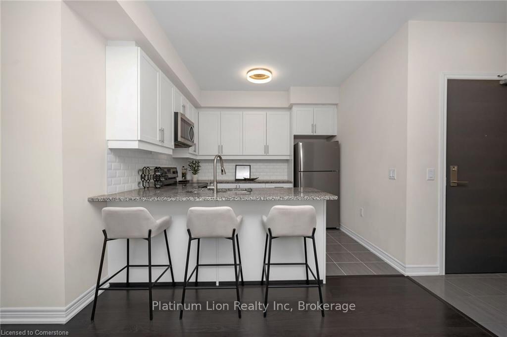 2 Bedrooms Condo at 2375 Bronte, Oakville For sale