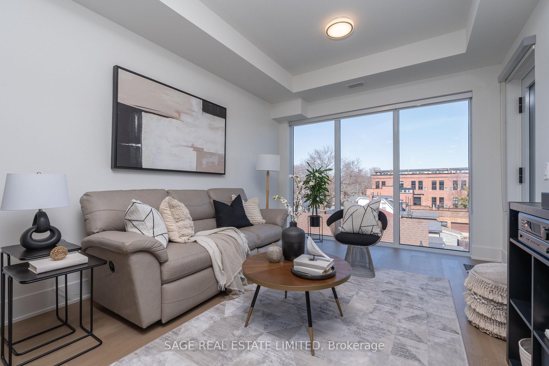 2 Bedrooms Condo at 495 Logan, Toronto For sale