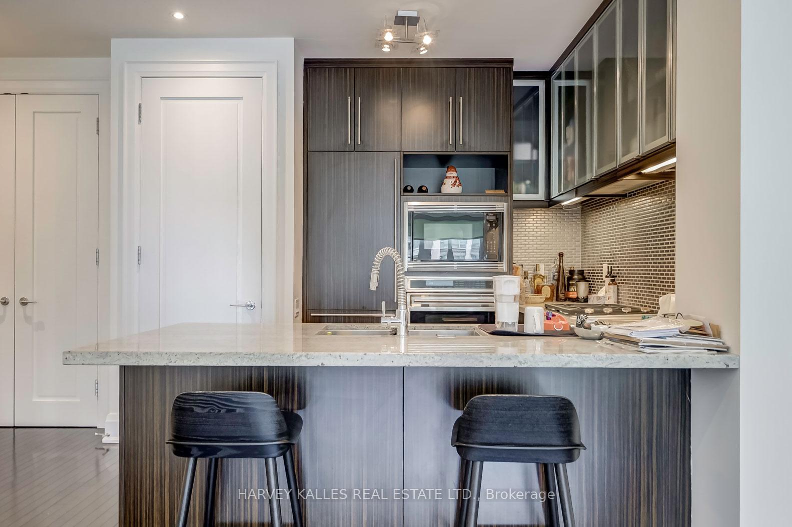 80 Yorkville Avenue 501