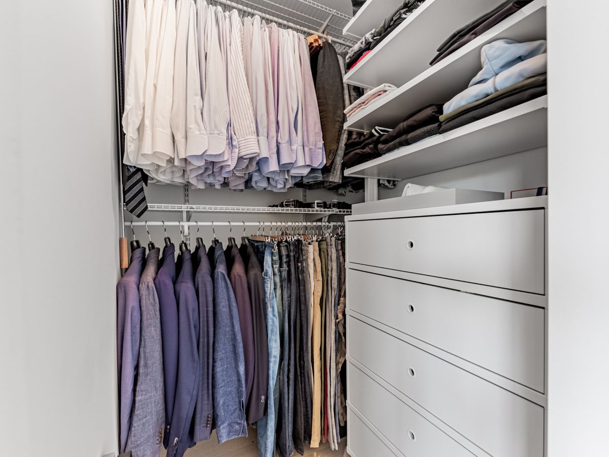 562 Eglinton Avenue E 202