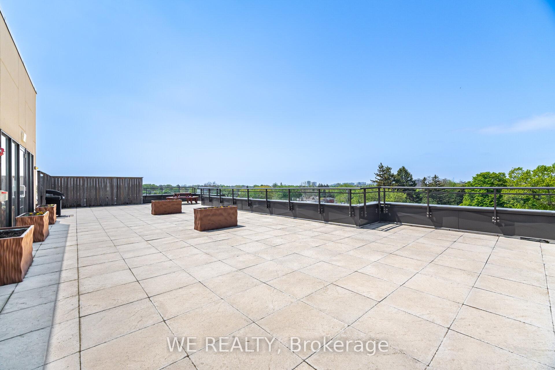 3 Bedrooms Condo at 3560 ST CLAIR, Toronto For sale