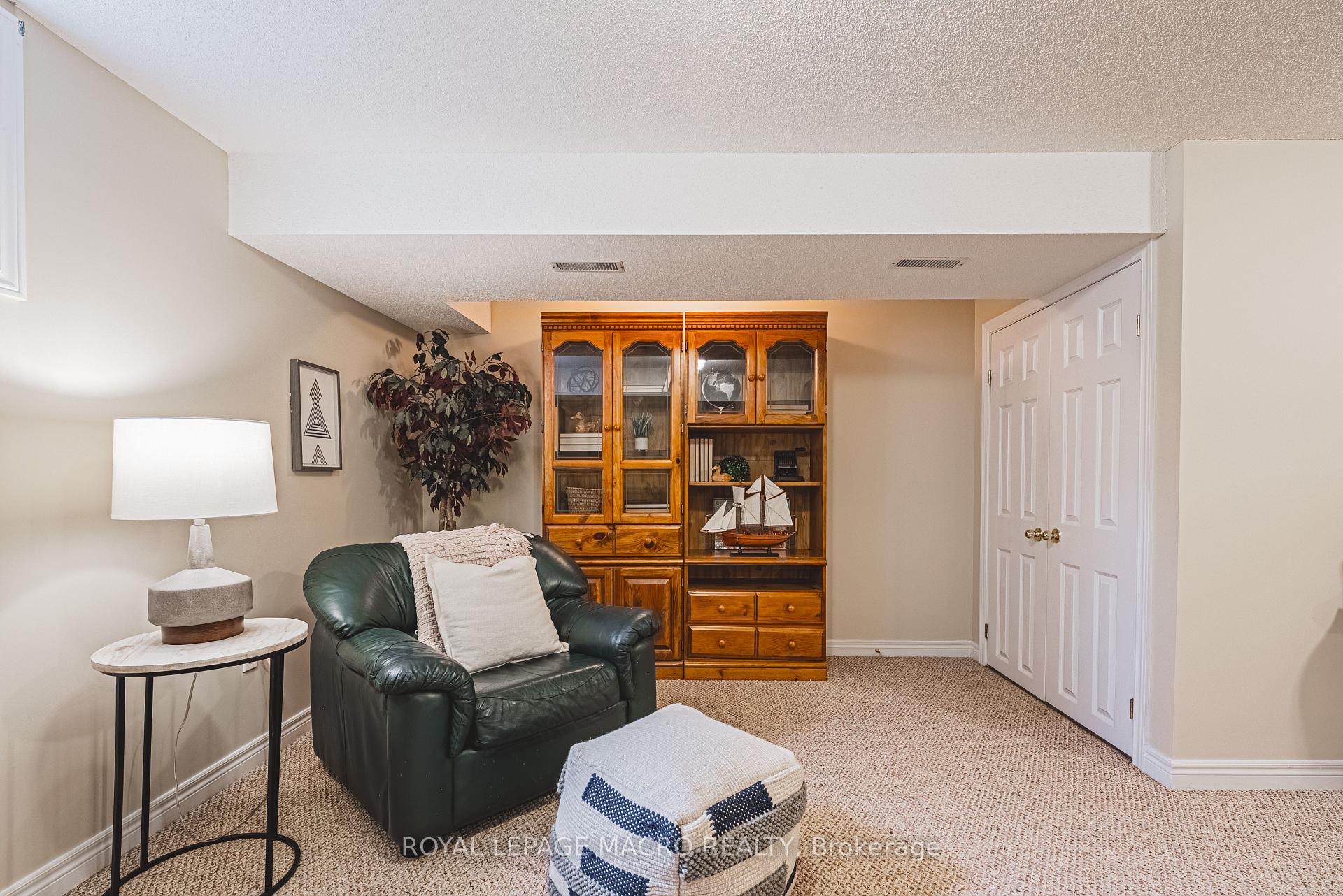 1 Bedroom Condo at 34 Southbrook, Hamilton For sale