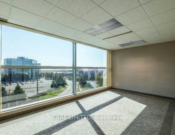5575 North Service Road, #500-501