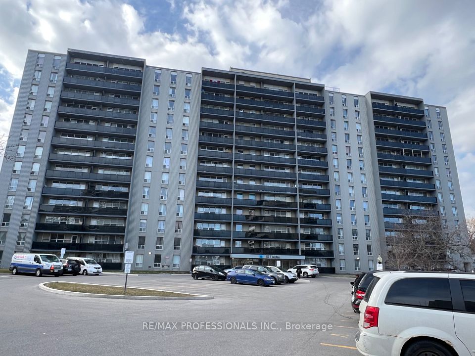 #112 - 20 Antrim Crescent, Toronto, ON M1P 4N3