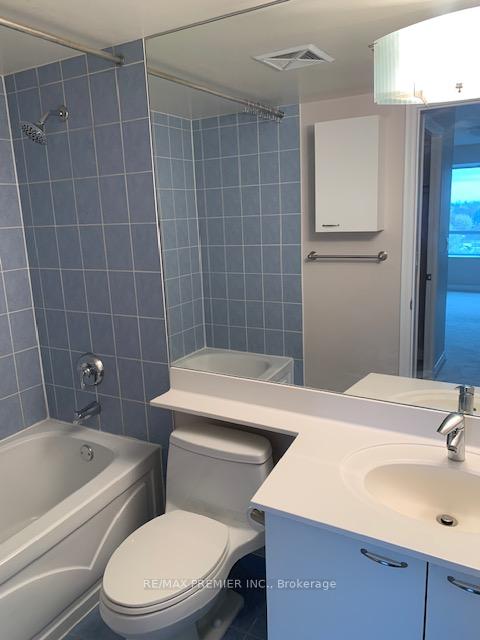 2 Bedrooms Condo at 1403 Royal York,  Toronto For sale
