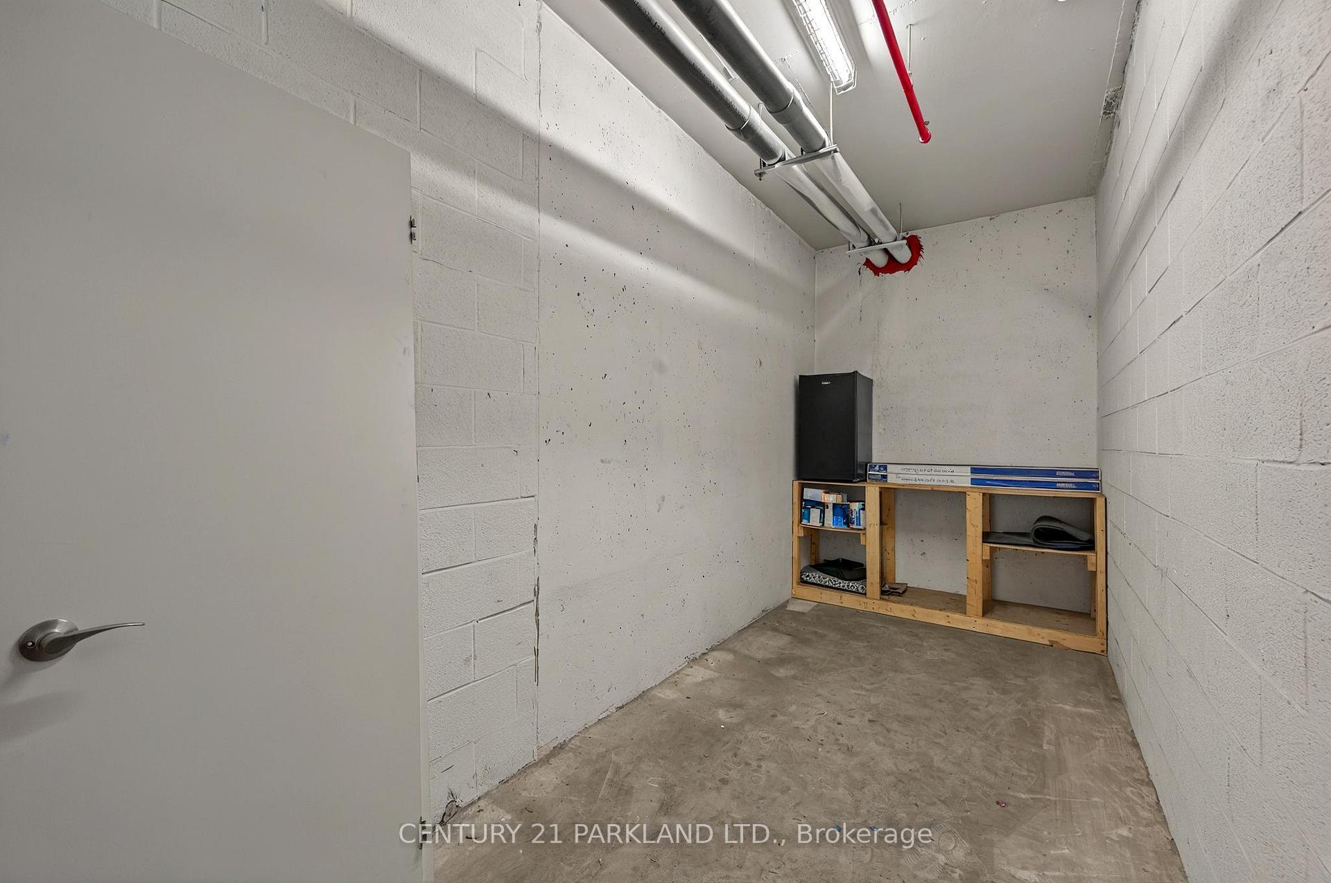 2 Bedrooms Condo at 2900 Highway 7, Vaughan For sale