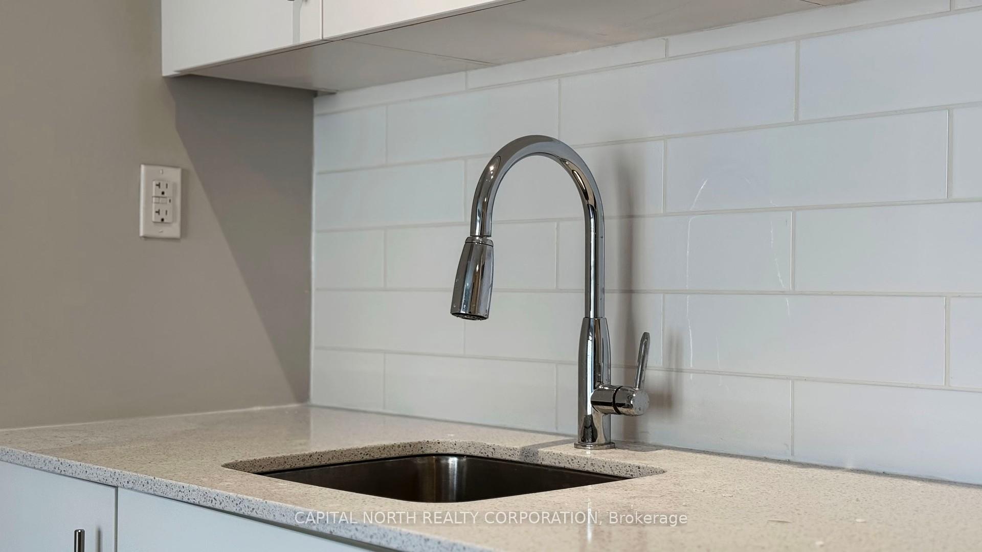2 Bedrooms Condo at 460 Adelaide,  Toronto For sale