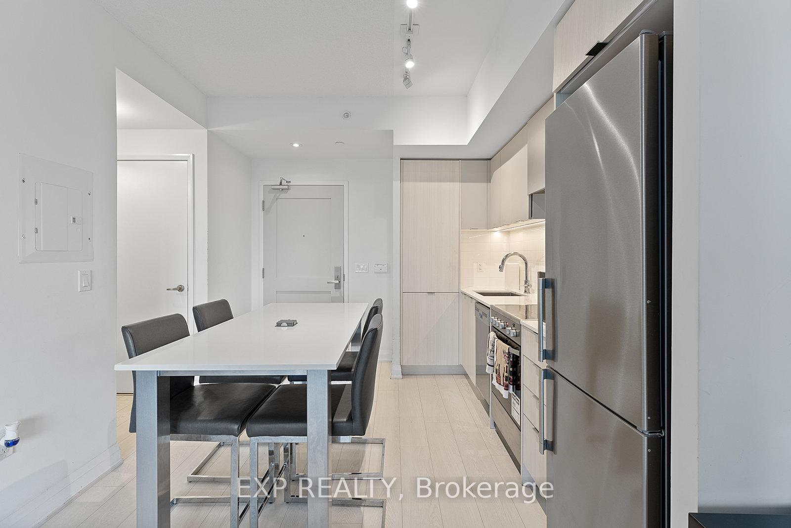 1 Bedroom Condo at 26 Gibbs, Toronto For sale