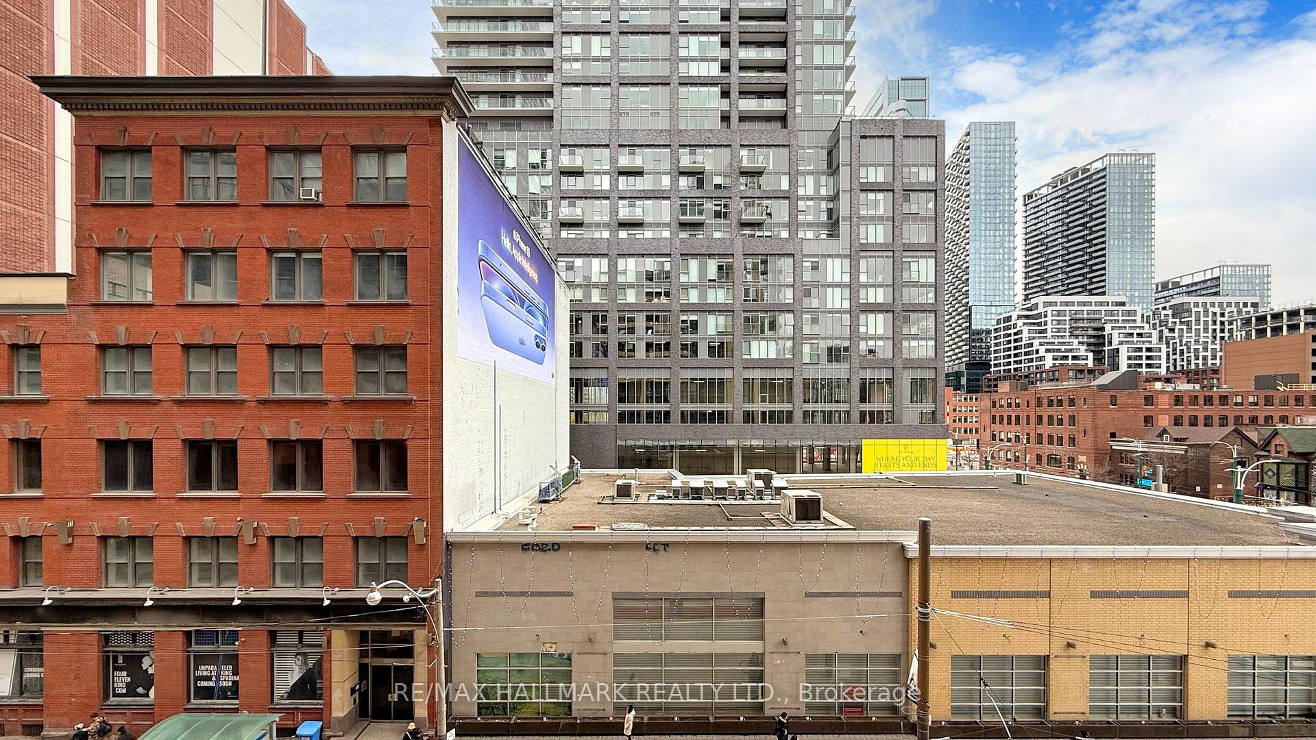 2 Bedrooms Condo at 438 King, Toronto For sale