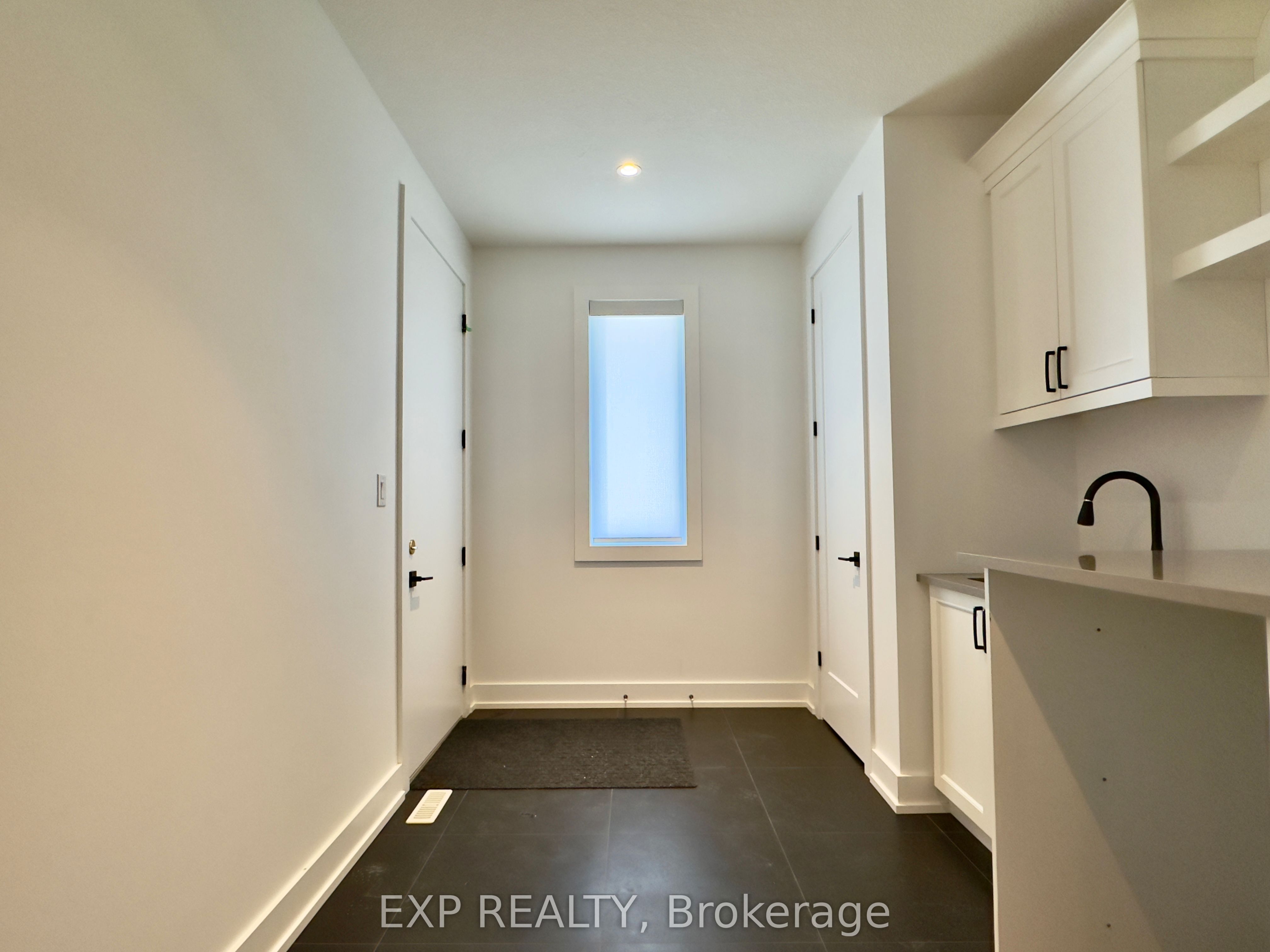65 Wayside Lane