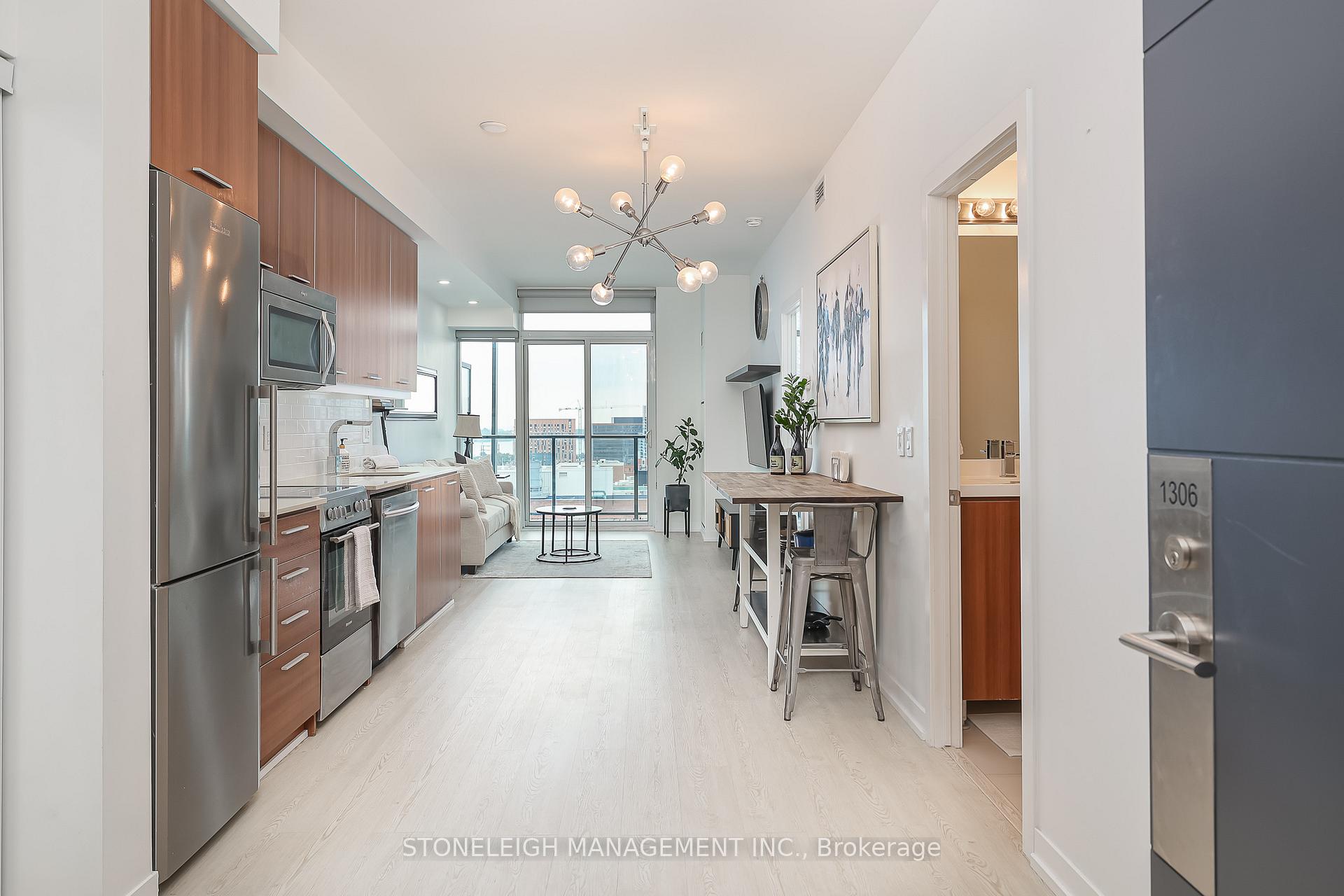 2 Bedrooms Condo at 105 George,  Toronto For sale