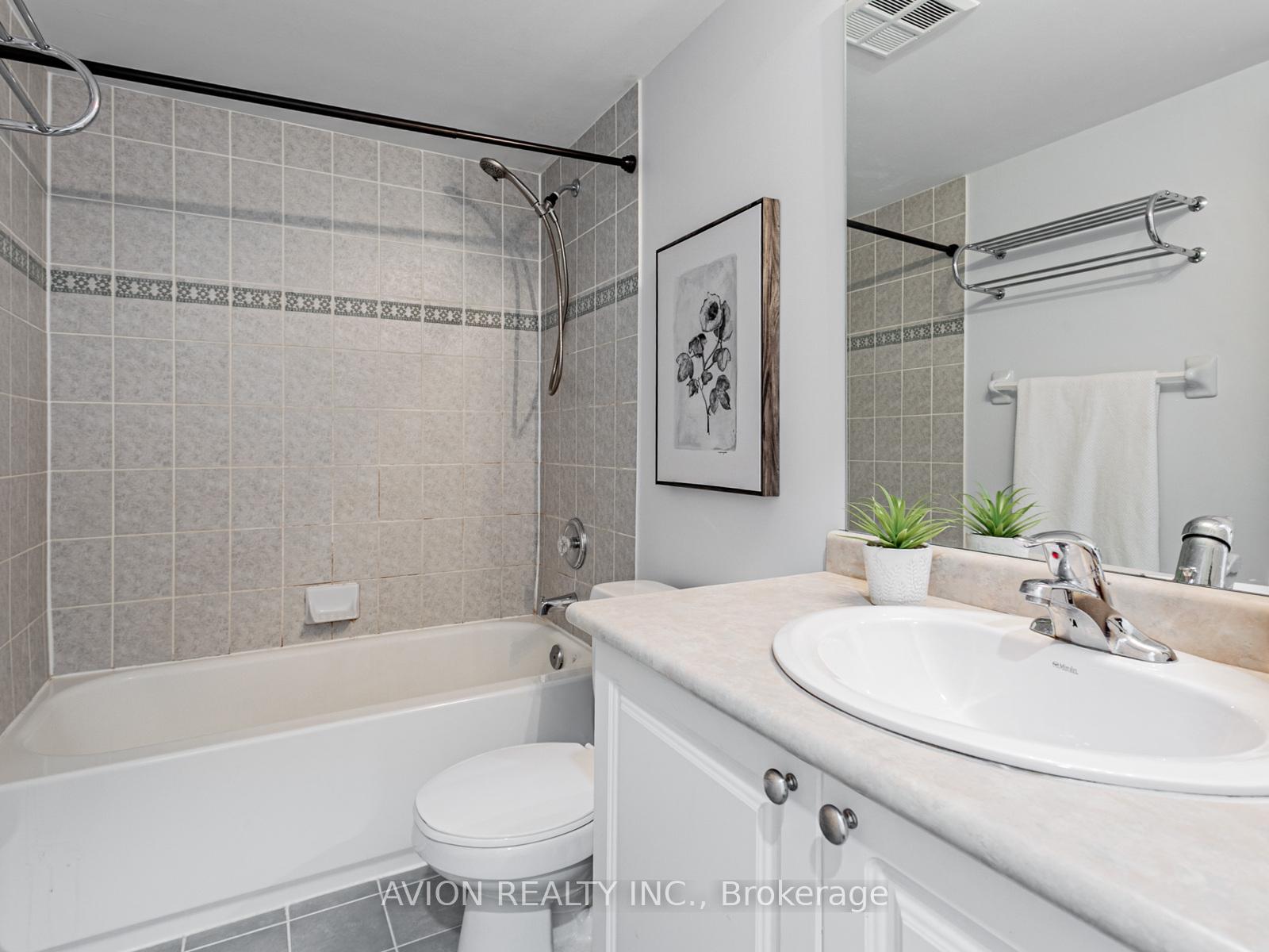 3 Bedrooms Condo at 45 Cedarcroft, Toronto For sale