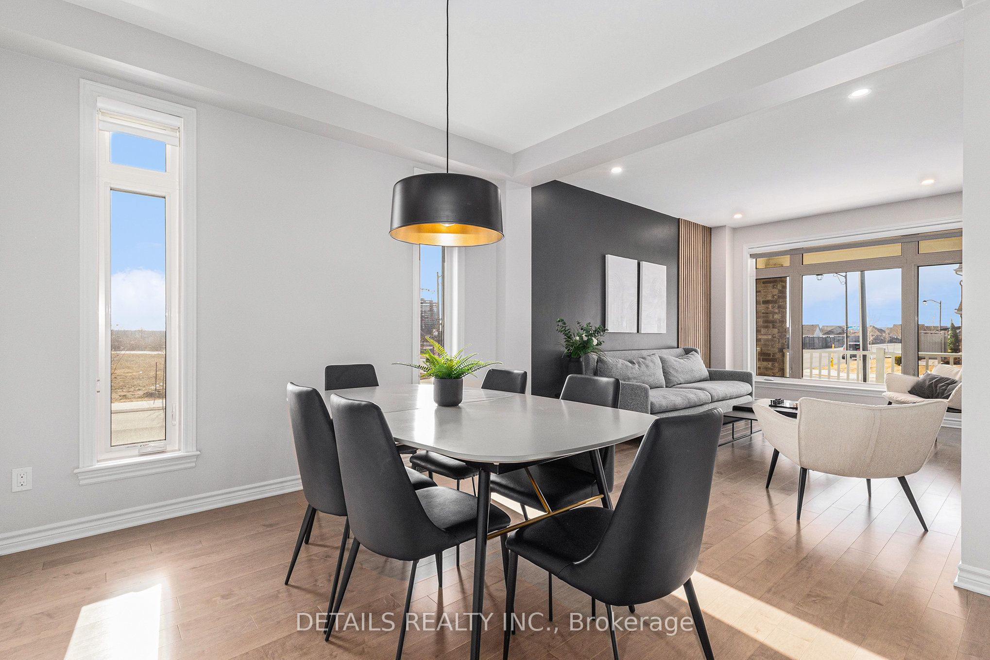 480 Famille Laporte Avenue, Orleans - Cumberland and Area 1110 - Camelot