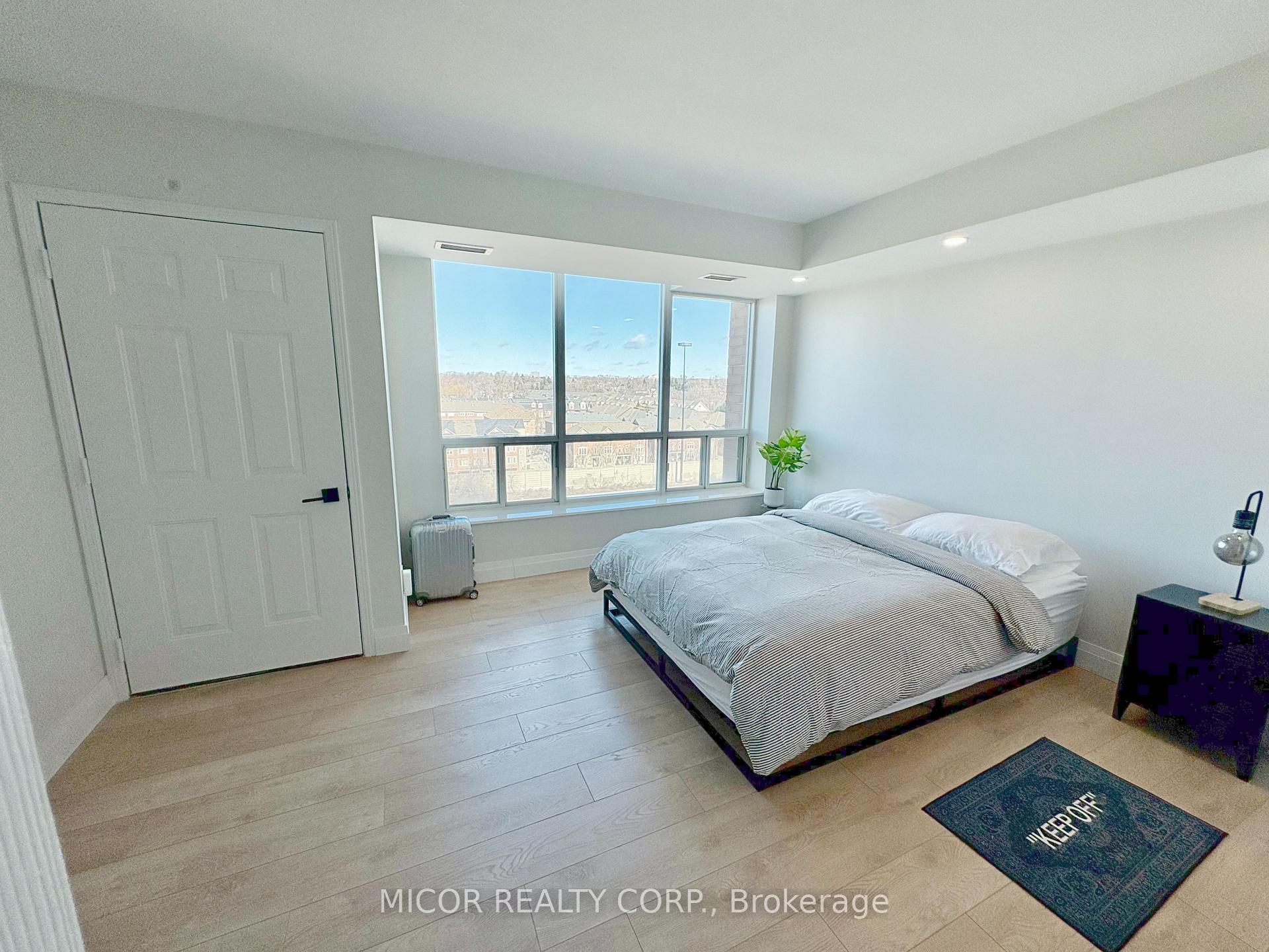 1 Bedroom Condo at 190 Manitoba,  Toronto For sale