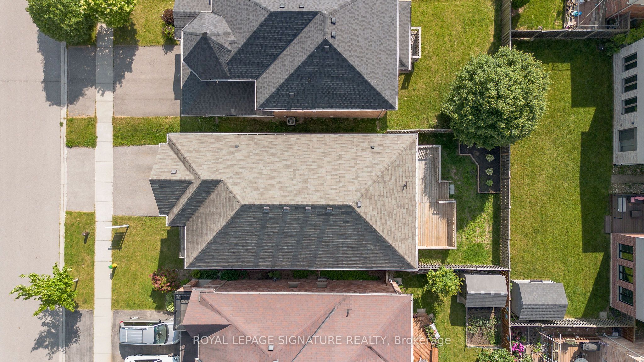 593 Pinery Trail