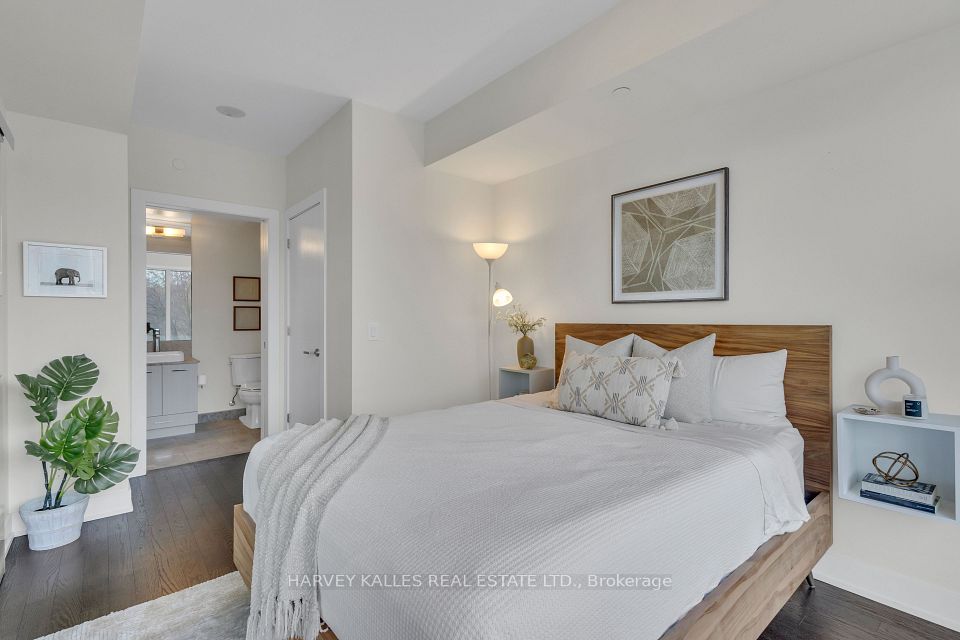 3018 Yonge Street 408