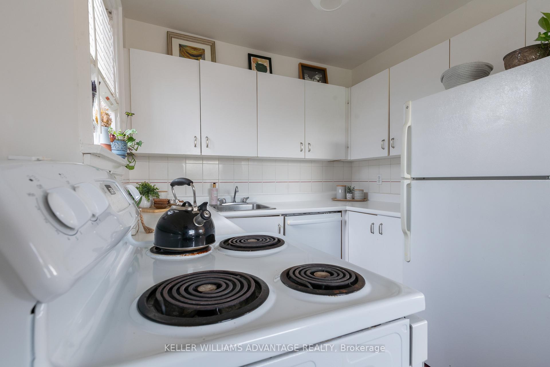 1 Bedroom Co-op at 1646 Bathurst, Toronto For sale