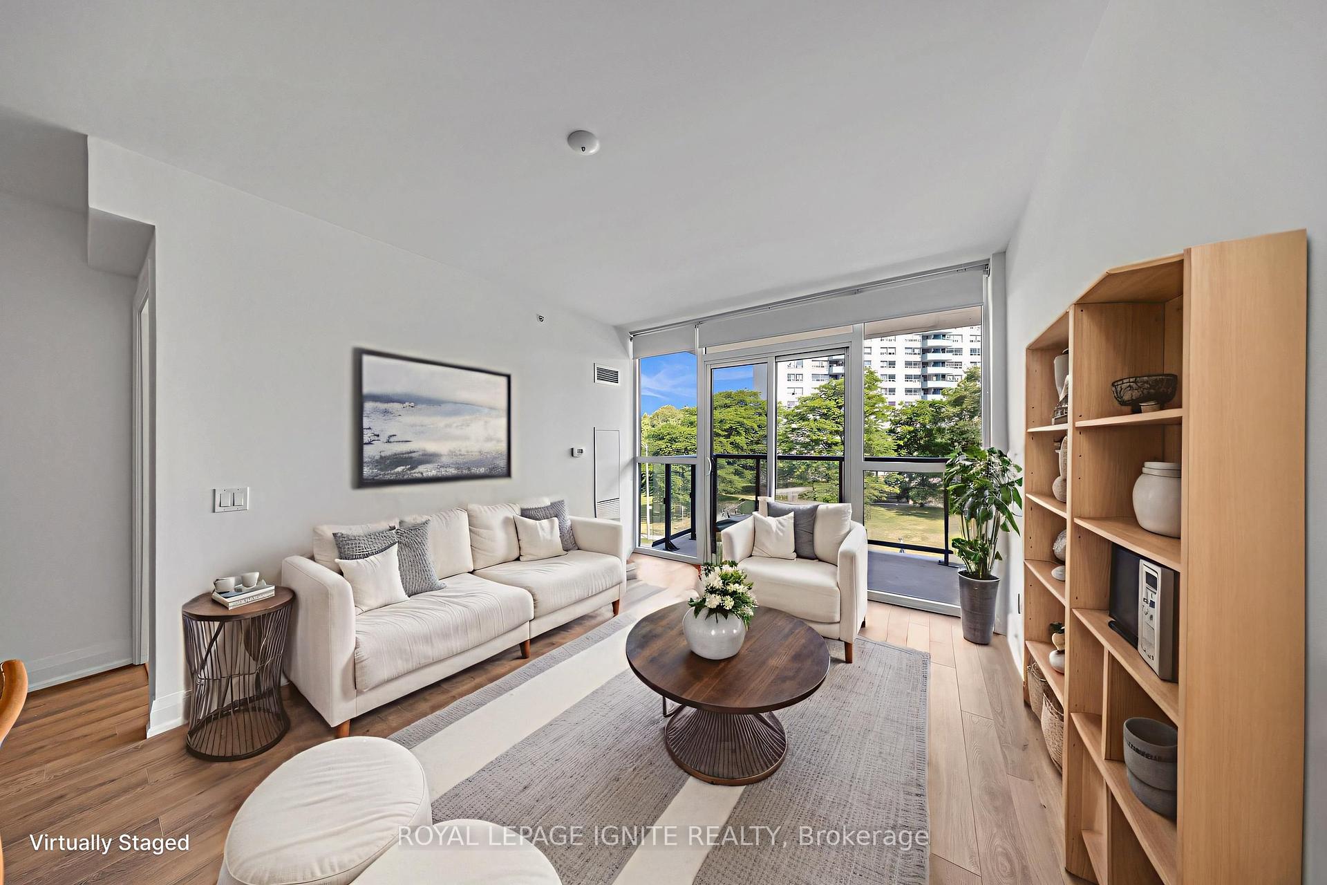 3 Bedrooms Condo at 1461 Lawrence, Toronto For sale