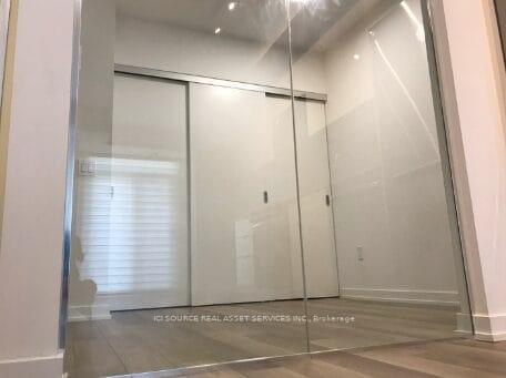 2 Bedrooms Condo at 50 Power, Toronto For sale