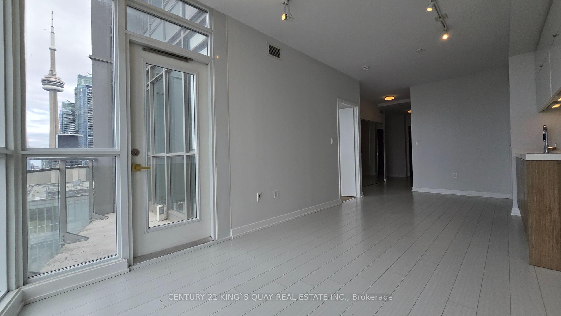 2 Bedrooms Condo at 21 Iceboat, Toronto For sale