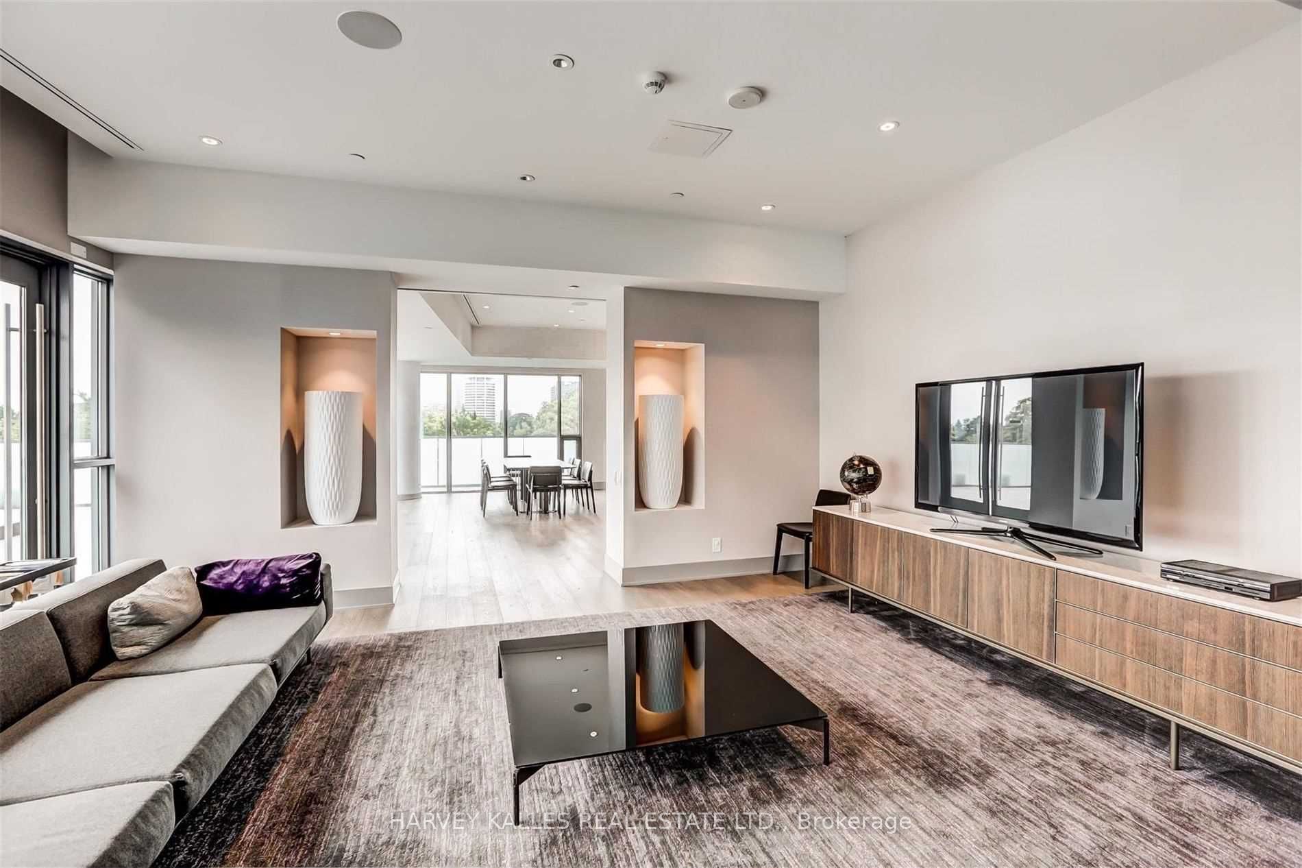 1815 Yonge Street 2502