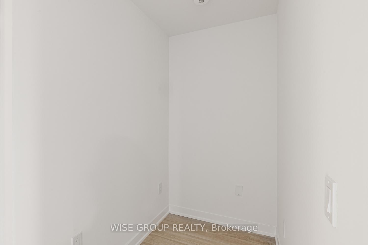 1 Bedroom Condo at 500 Wilson, Toronto For sale