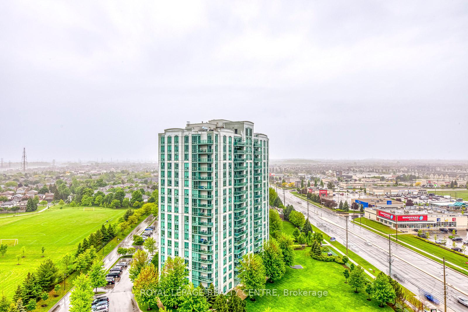 2 Bedrooms Condo at 4633 Glen Erin, Mississauga For sale