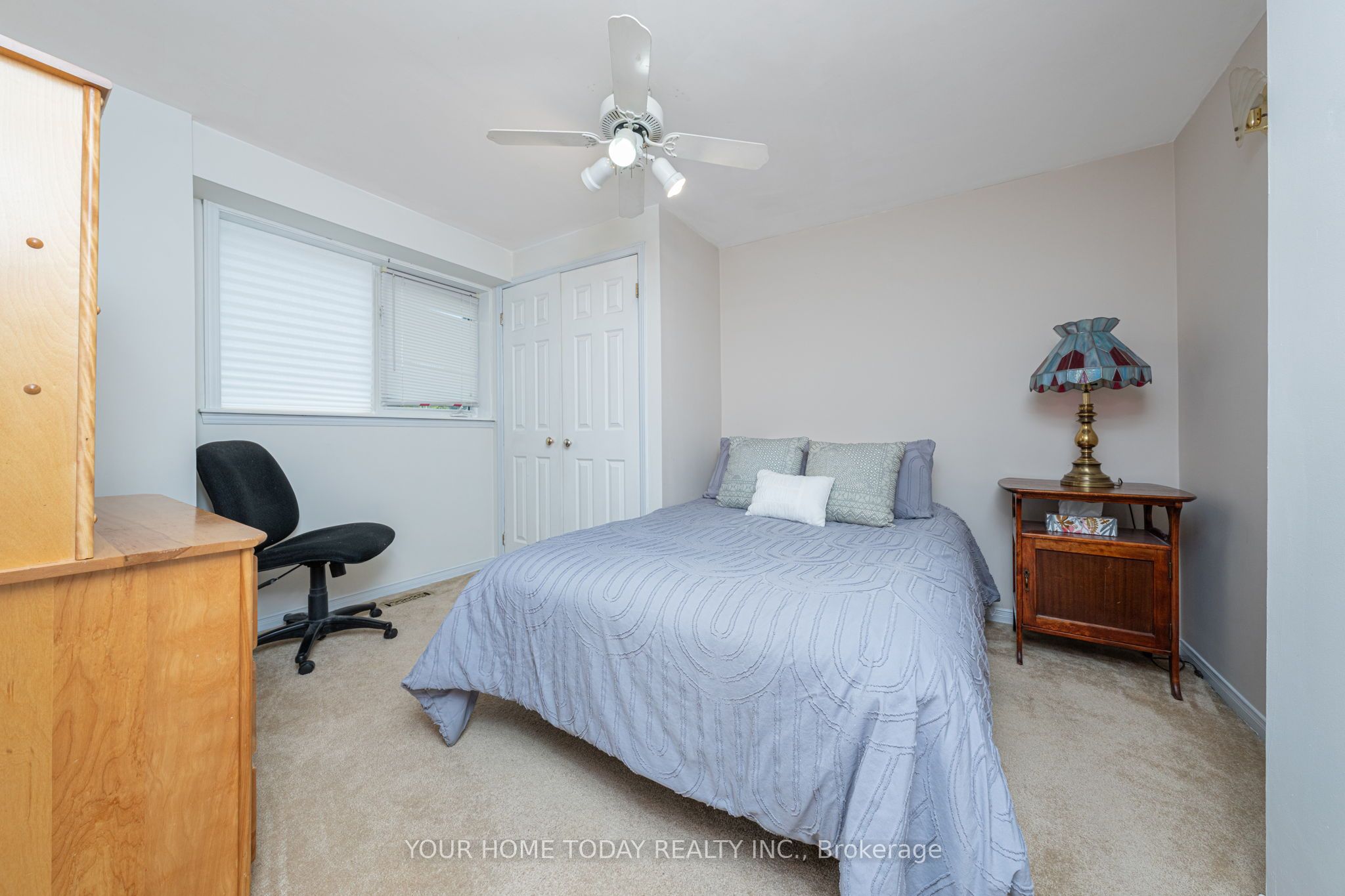 47 Irwin Crescent