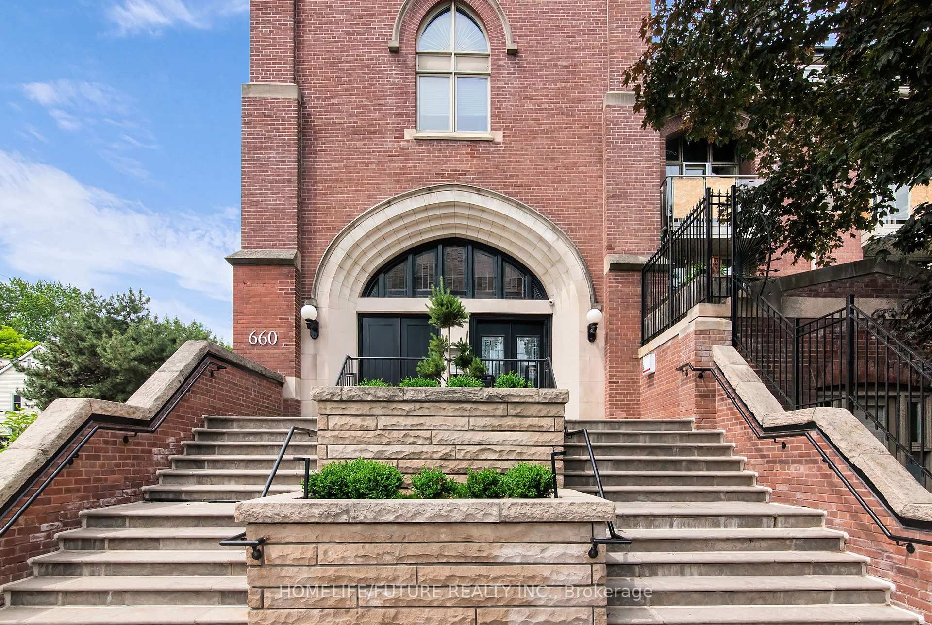 2 Bedrooms Condo at 660 Pape, Toronto For sale
