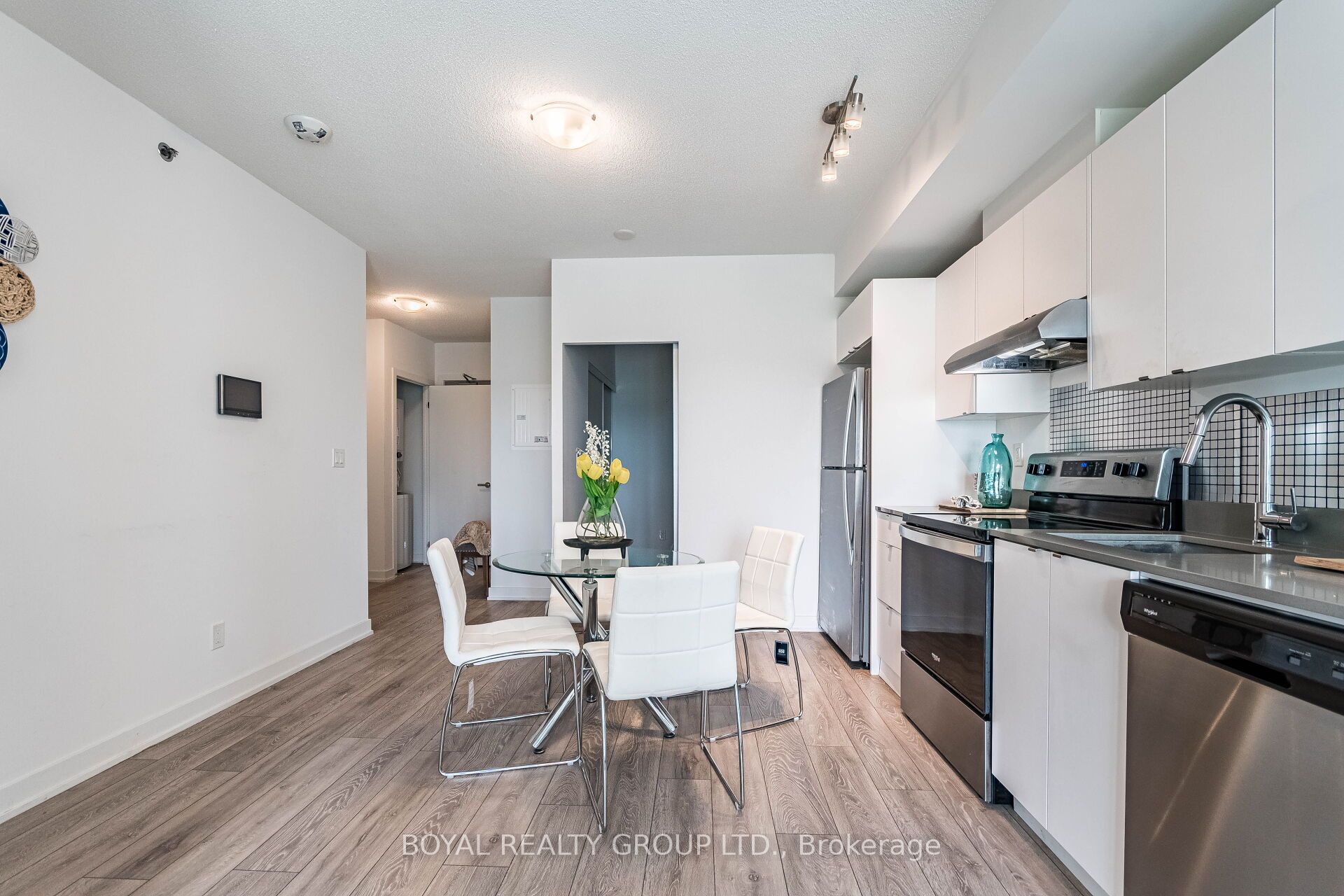 3200 Dakota Common, #B607