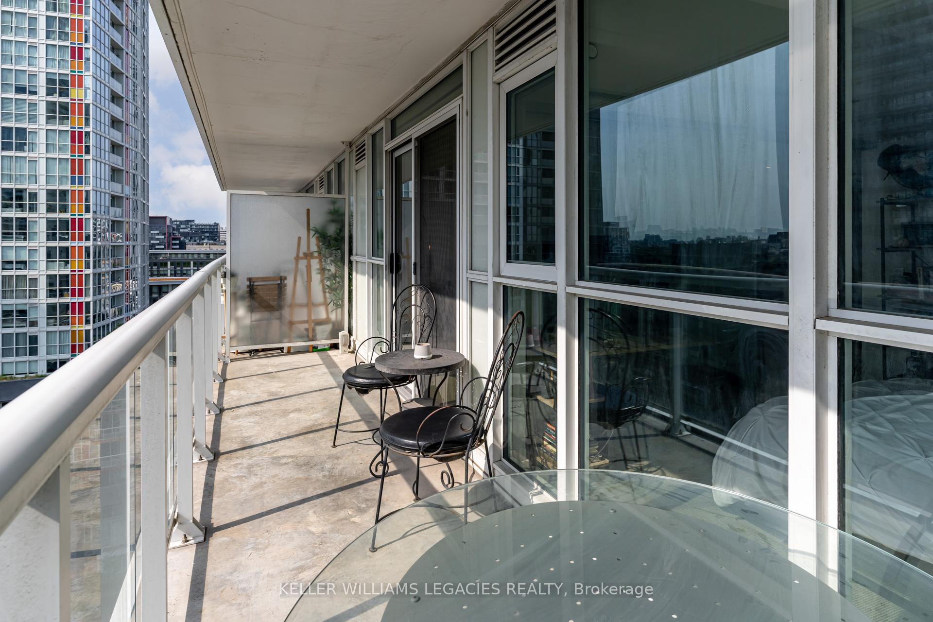 1 Bedroom Condo at 75 Queen’s Wharf,  Toronto For sale