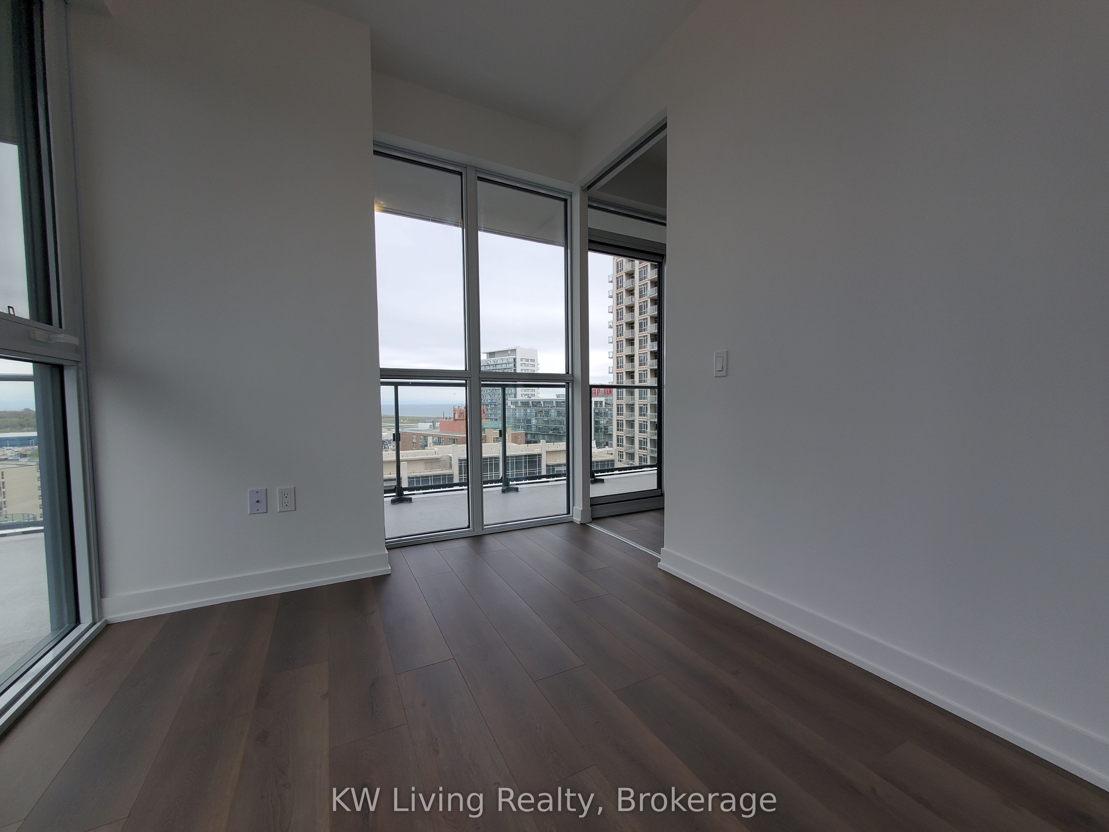 38 Iannuzzi Street, #1810