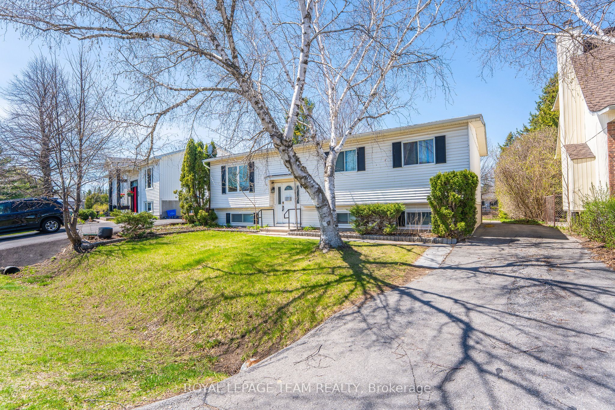 42 Poole Creek Crescent N