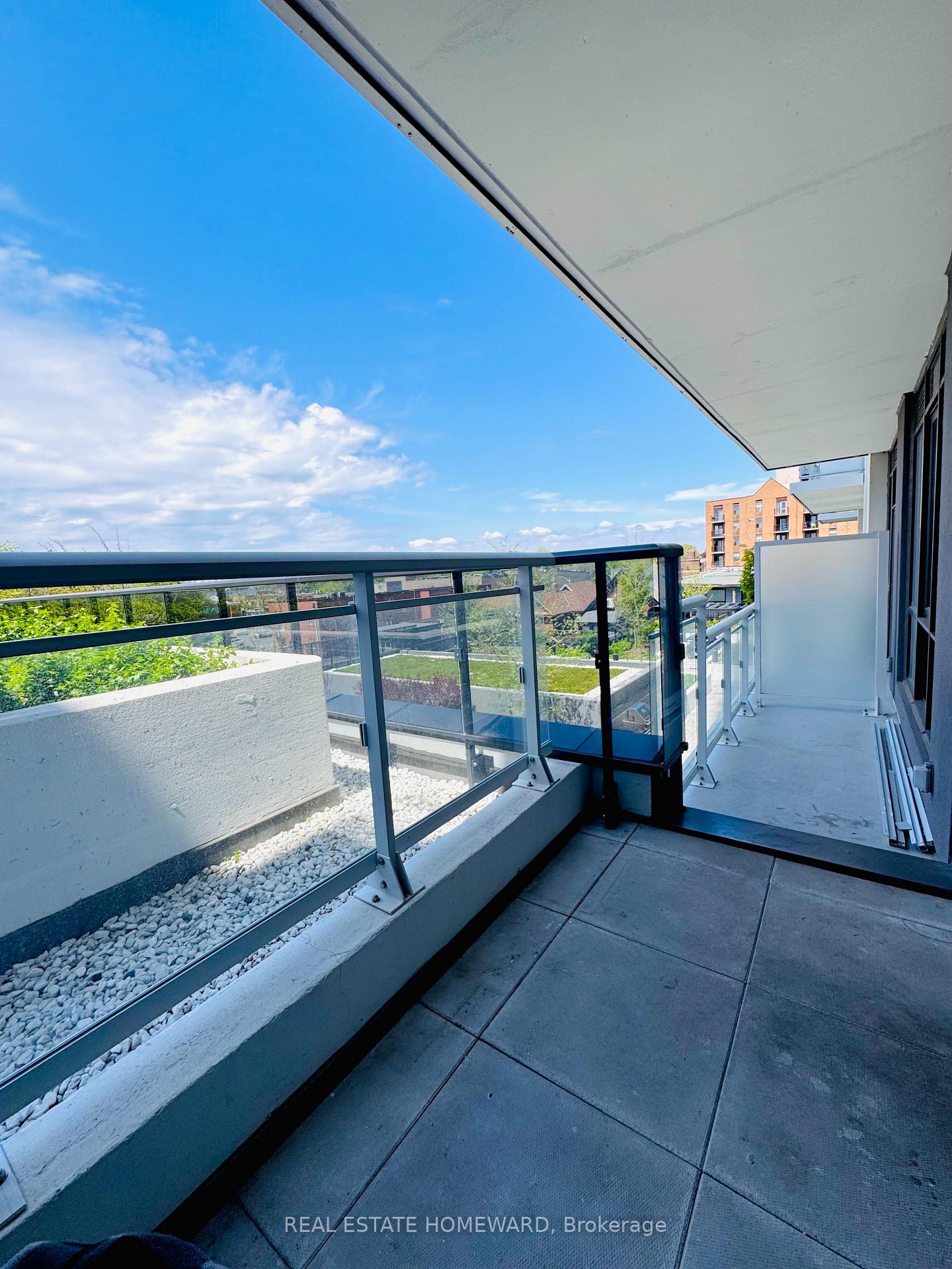 2 Bedrooms Condo at 286 Main, Toronto For sale