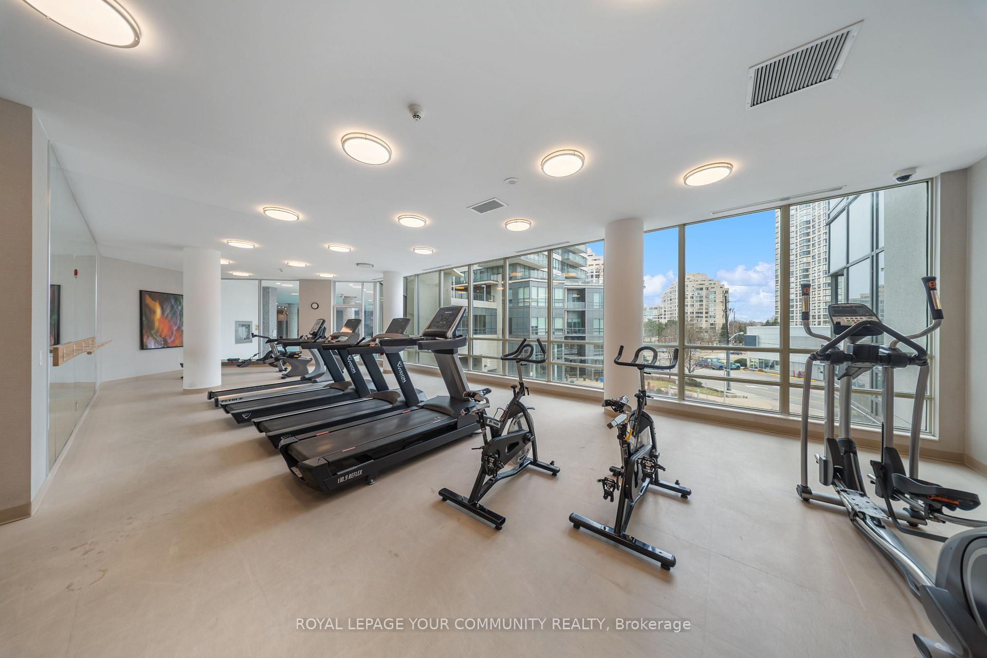 2 Bedrooms Condo at 15 Legion, Toronto For sale