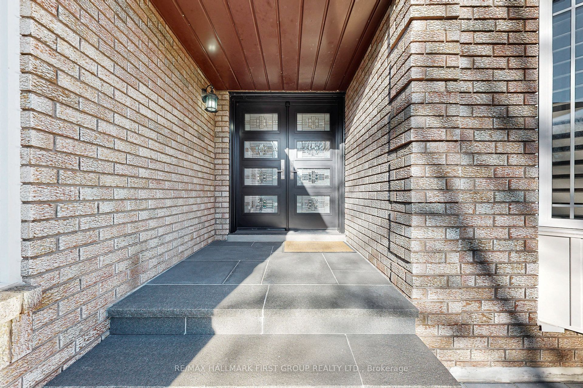 898 Darwin Drive