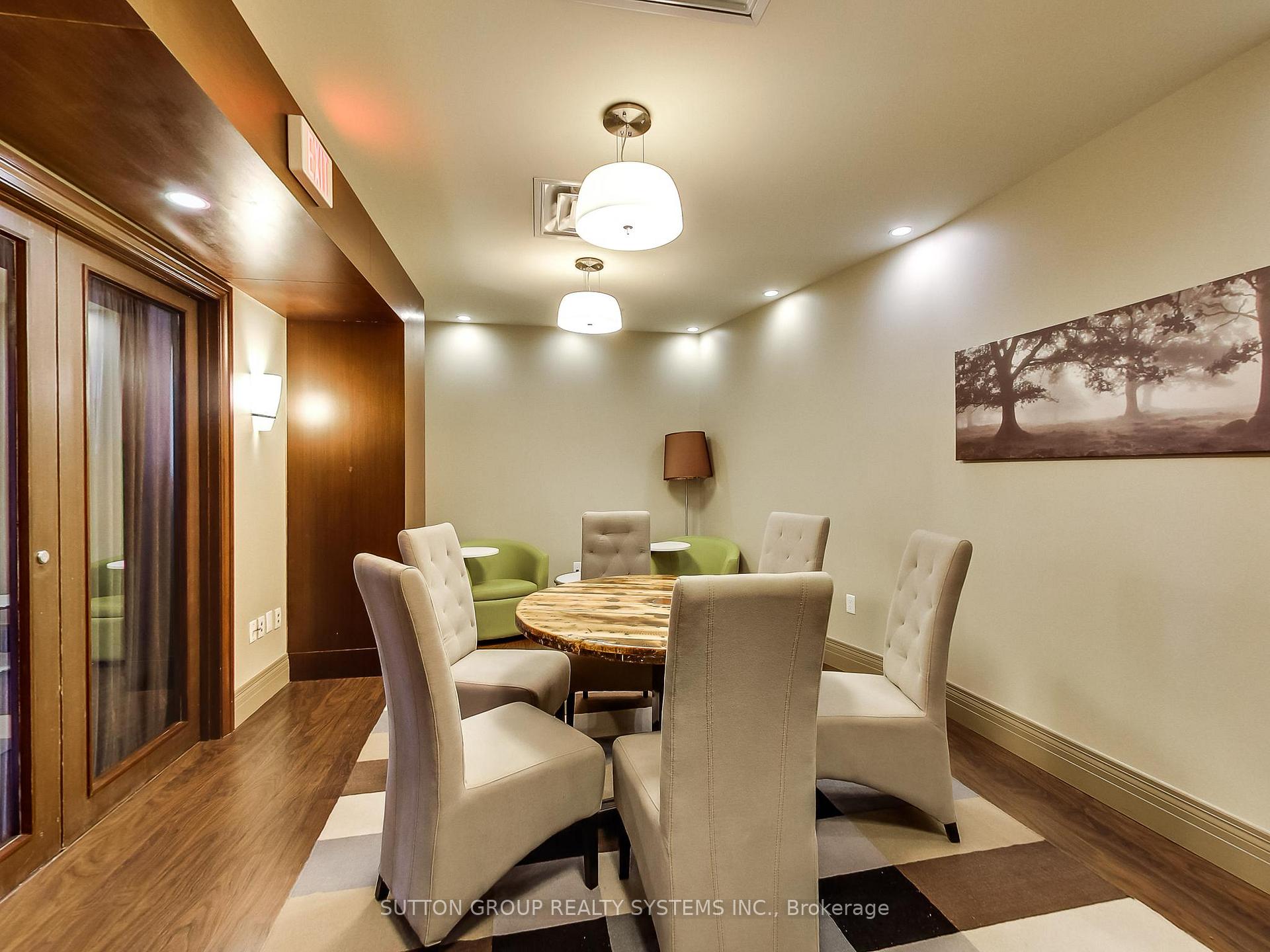 1 Bedroom Condo at 60 Heintzman, Toronto For sale
