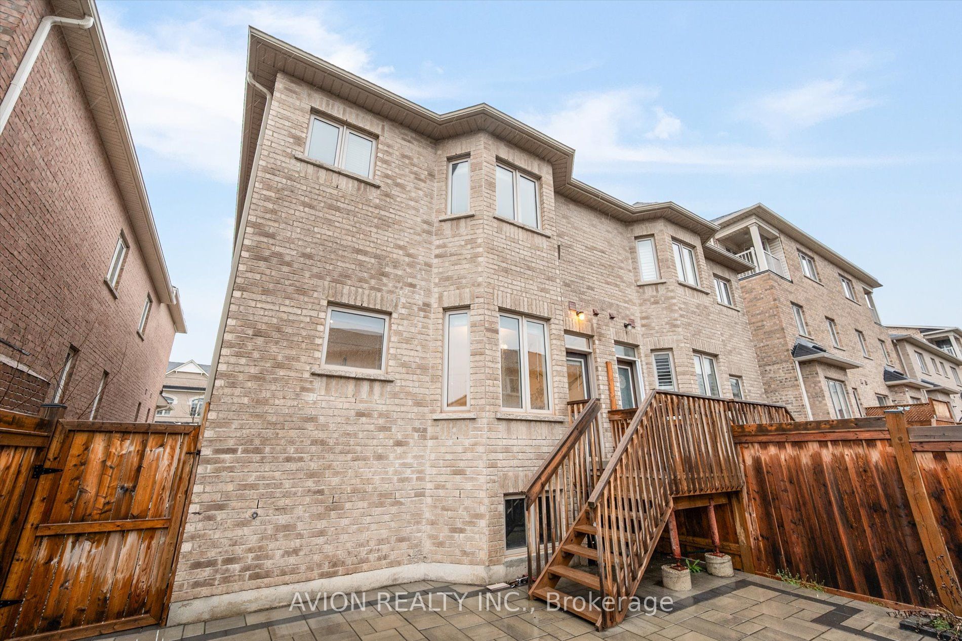 428 George Ryan Avenue