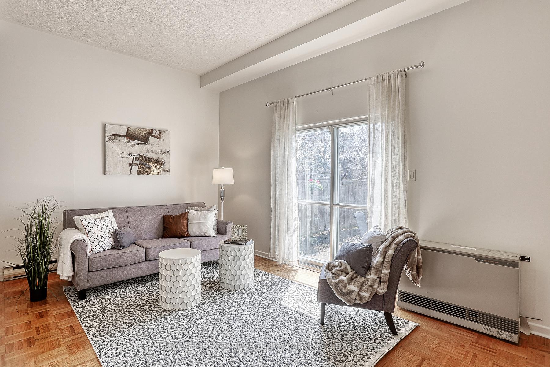 3 Bedrooms Condo at 121 Centennial, Toronto For sale