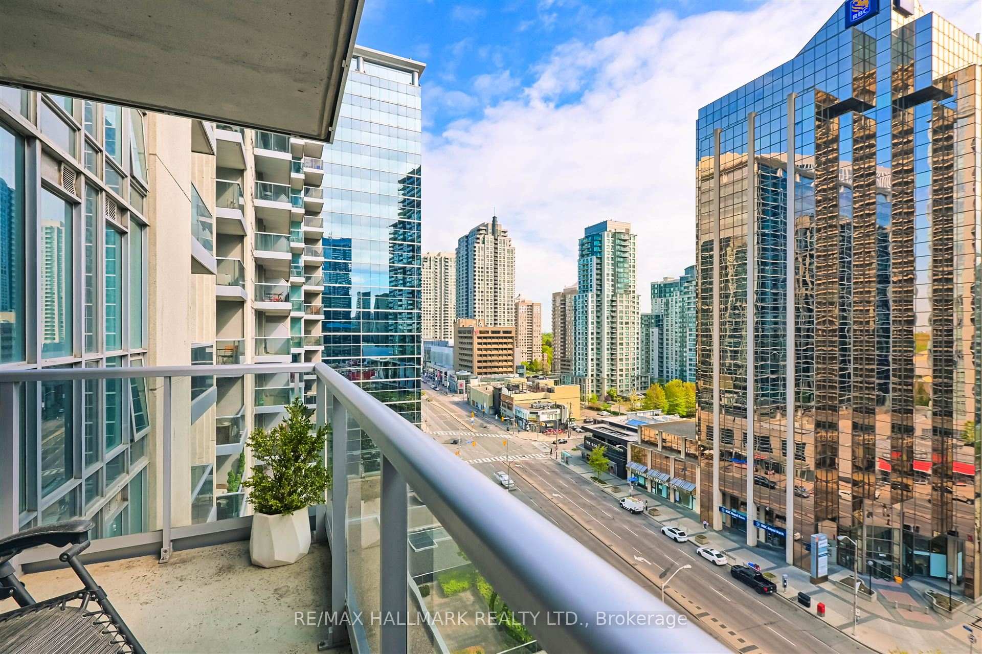 2 Bedrooms Condo at 4968 Yonge, Toronto For sale