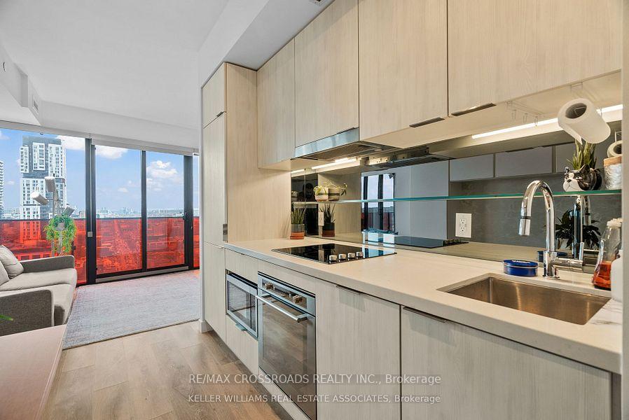 3 Bedrooms Condo at 215 Queen, Toronto For sale