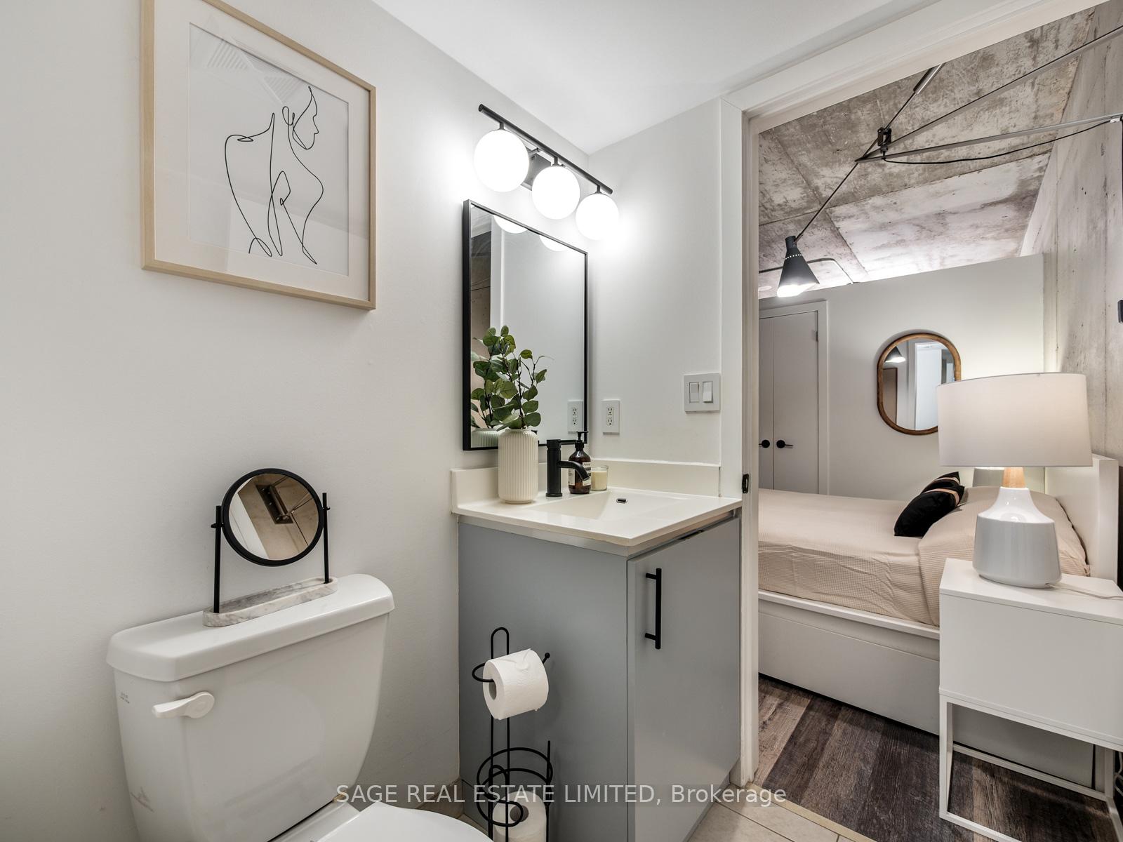 2 Bedrooms Condo at 150 Sudbury, Toronto For sale