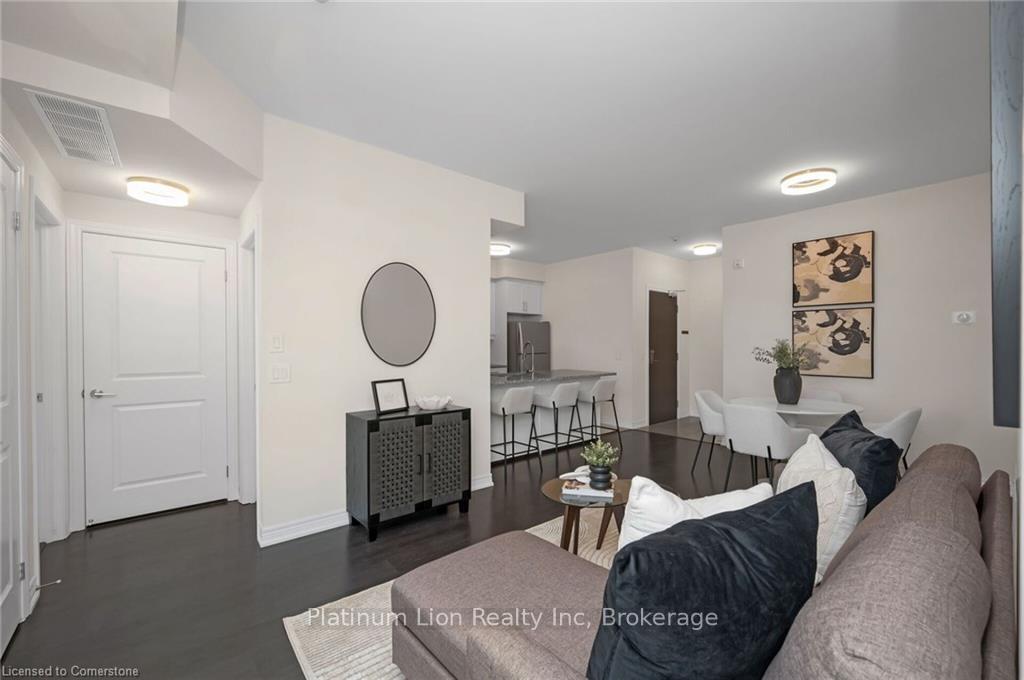 2 Bedrooms Condo at 2375 Bronte, Oakville For sale
