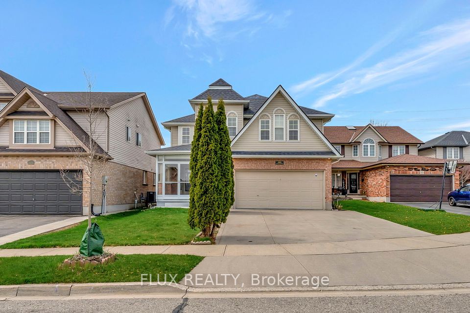 509 PINE HOLLOW