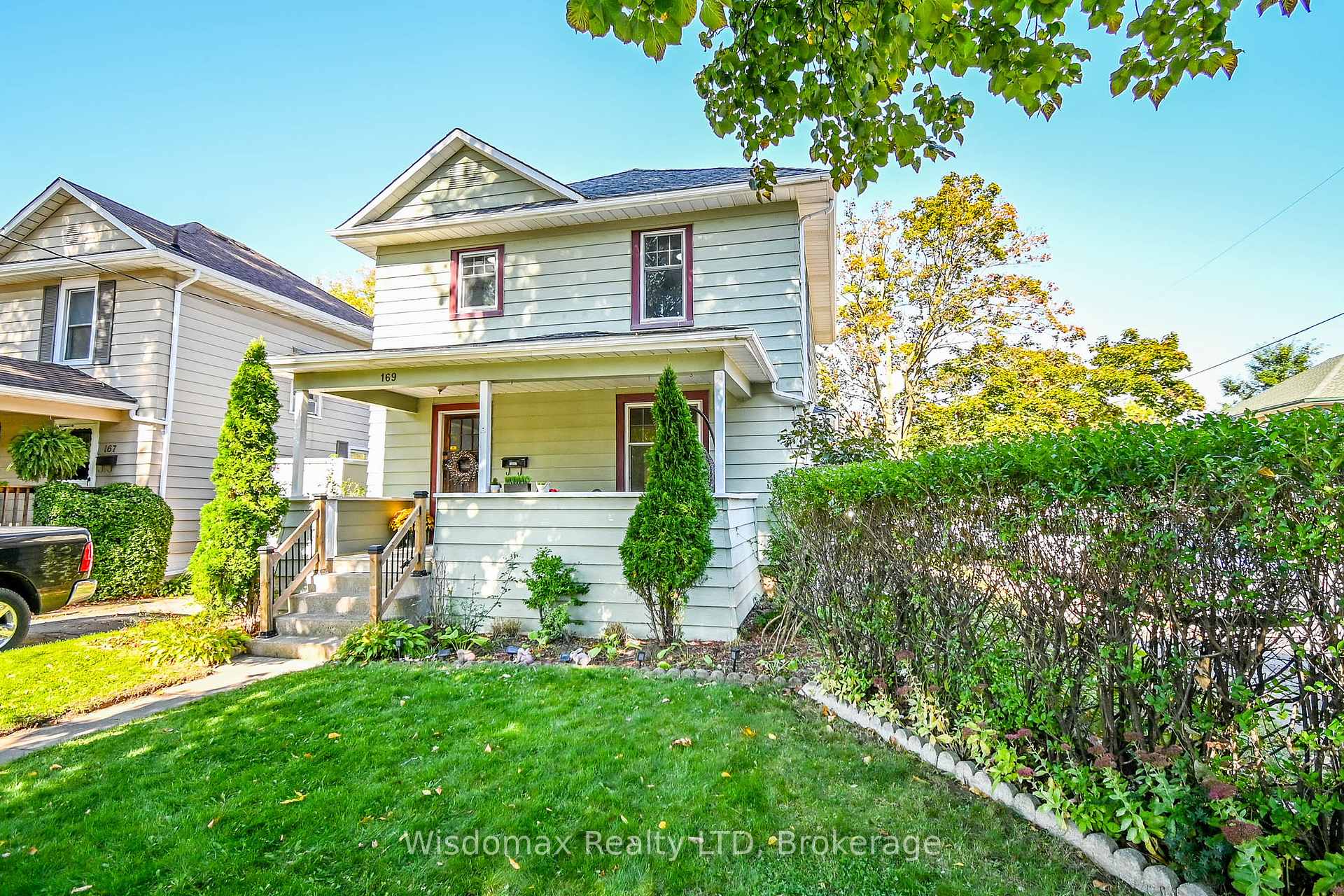169 RUSSELL Avenue, St. Catharines, ON L2R 1W5