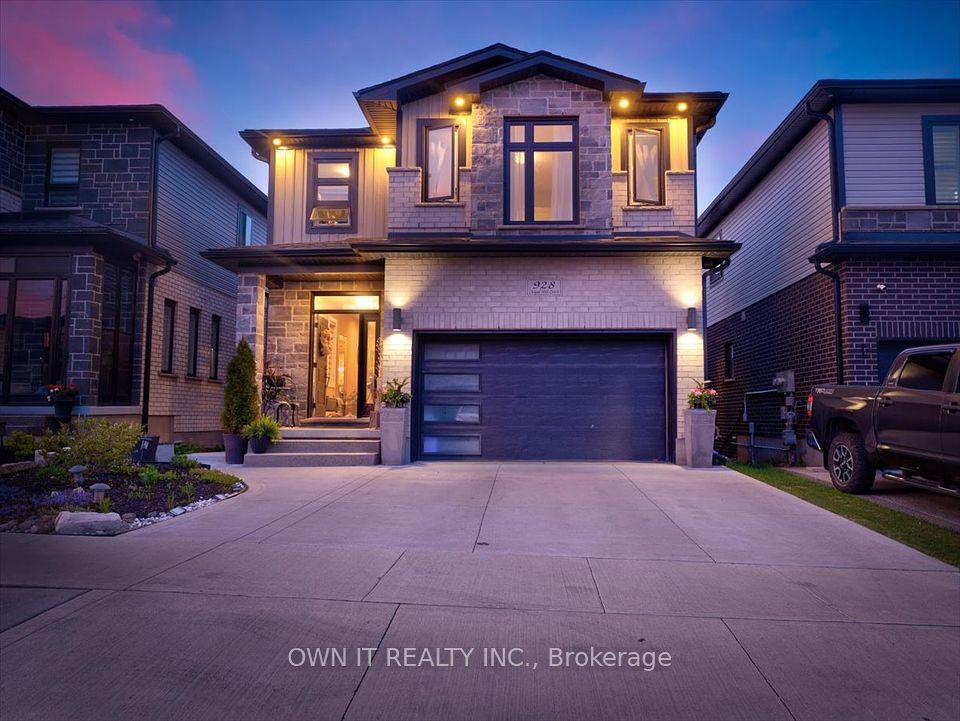 928 Chapel Hill
